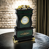 Каминные часы из малахита